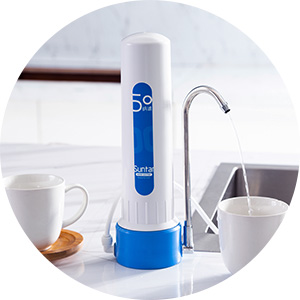 净水机，有的净水机使用的是黑金膜（石墨烯膜），有的是陶瓷膜供用户选择。