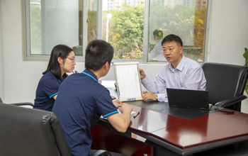 集工微故事丨洪昱斌：潜心钻研二十四载，匠心铸就“膜”之路